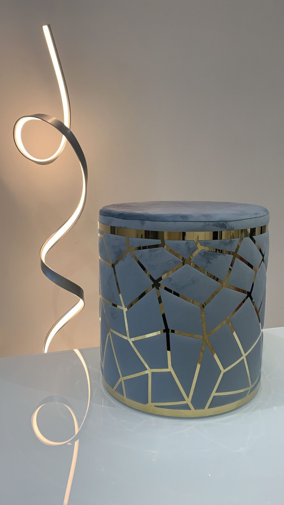 POUF CIPRIA VELLUTO CON TRAMA ORO METAL